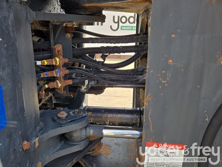 2019-komatsu-wa380-8-image-31