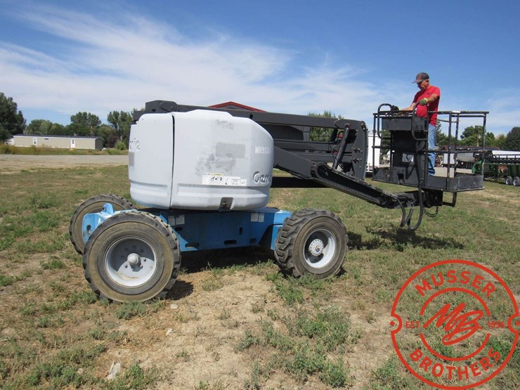 1999-genie-z-45/25-tele-boom-lift-image-6