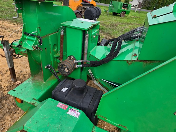 2015-vermeer-bc700xl-image-21