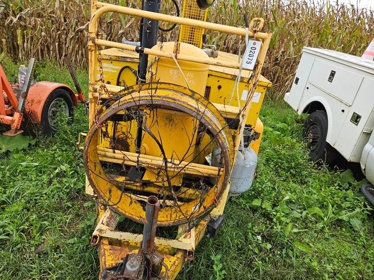 #2075-•-hescc-1500-15-service-trailer-image-9