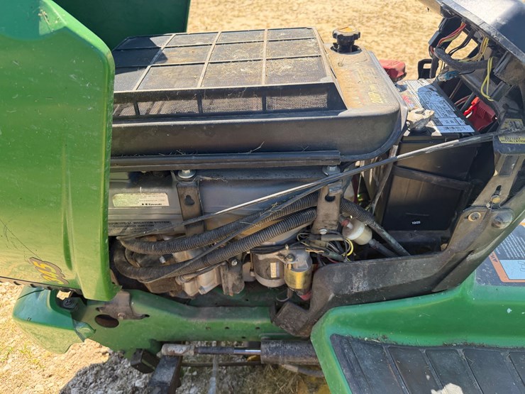 john-deere-345-image-15