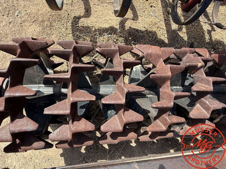 case-ih-415-image-7