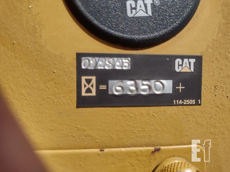 2003-caterpillar-d4g-xl-image-6
