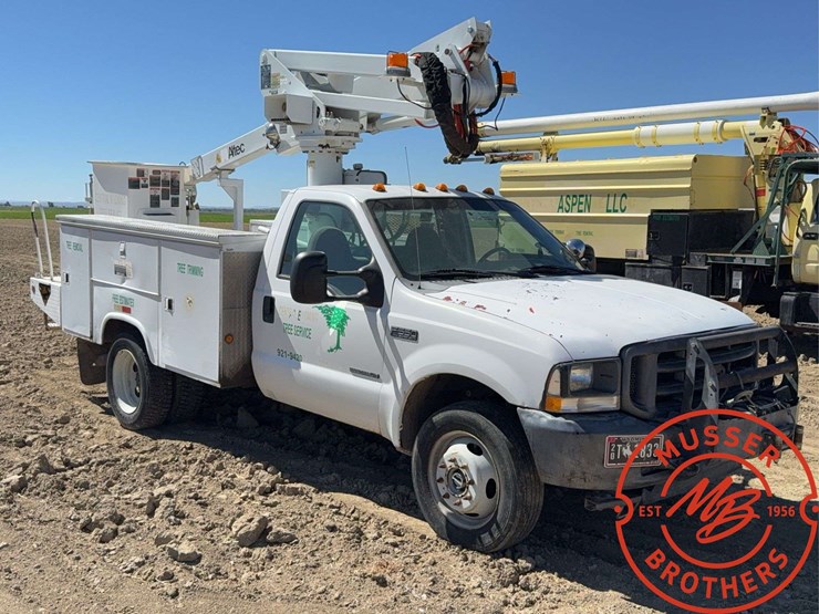 2002-ford-f550-image-7