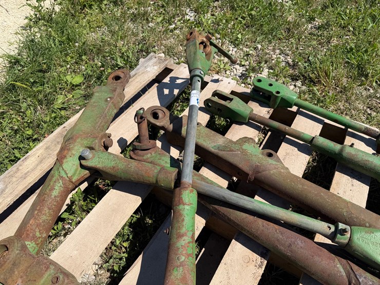 #2507-•-john-deere-three-point-arms-image-5