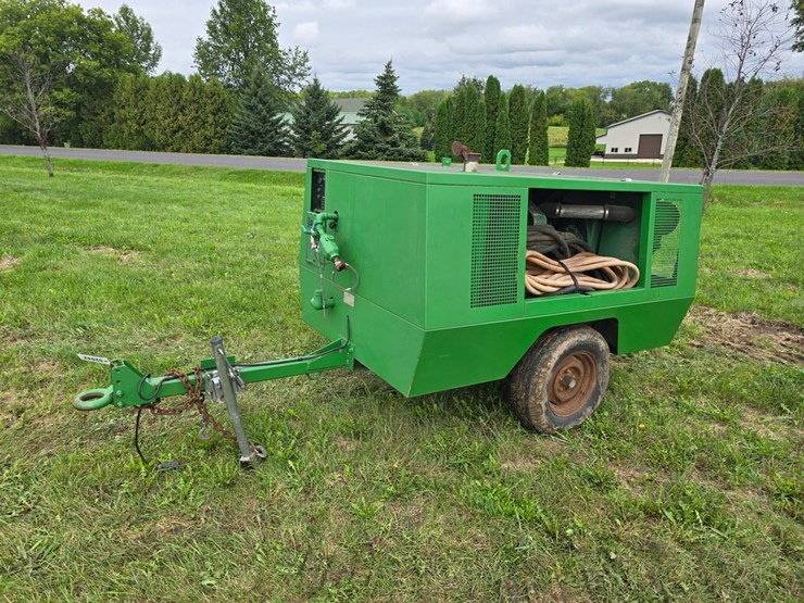 #2042-•-sulair-185-dpo-towable-air-compressor-image-1
