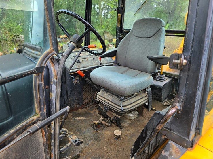 deere-510c-image-45