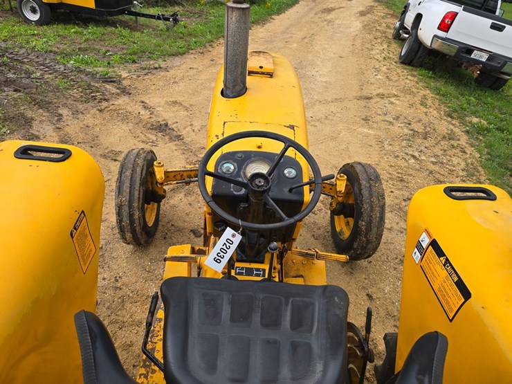 #2039-•-john-deere-tractor-image-28