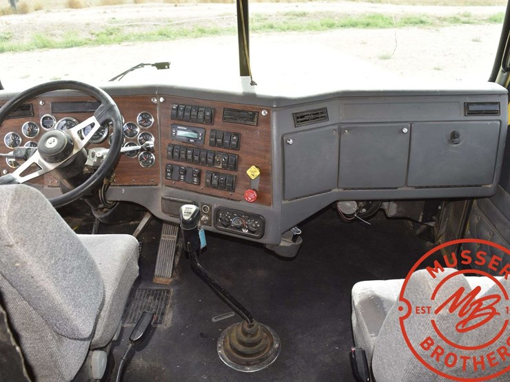 2001-western-star-4964ex-image-44