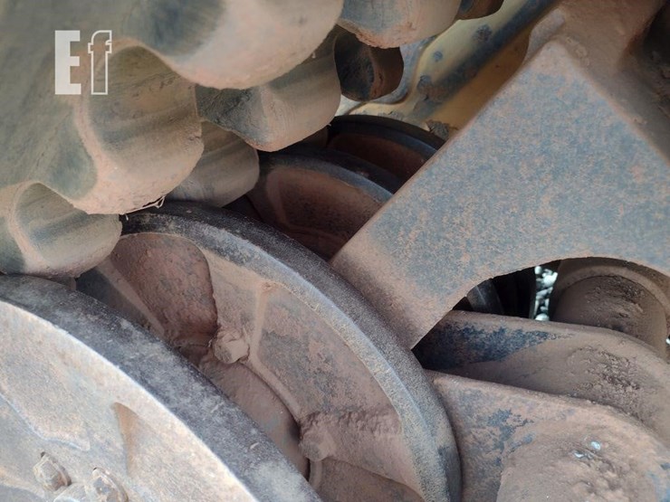 2015-caterpillar-287d-image-25