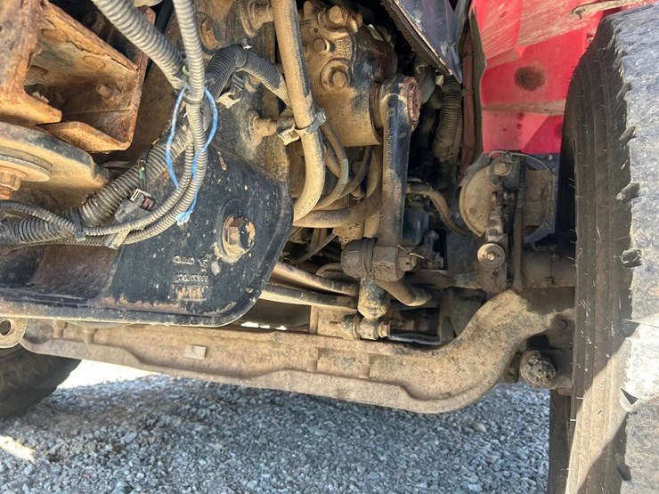 2020-international-hv613-image-34
