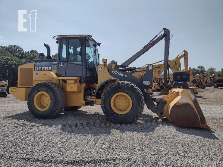 2017-deere-524kii-image-3