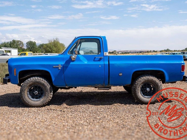 1975-chevrolet-k10-image-3