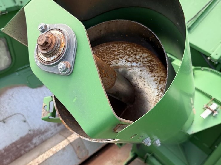 2011-john-deere-9870-sts-image-95