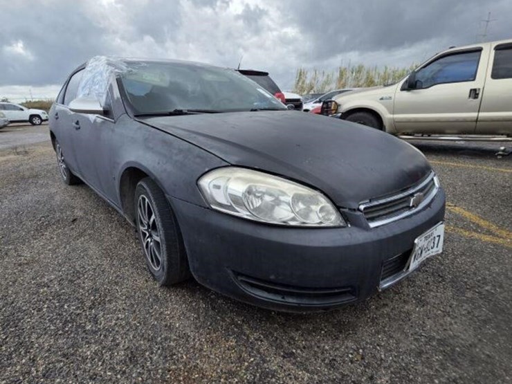 08-chev-4d-2g1wb58k481265827-s.t.-image-2
