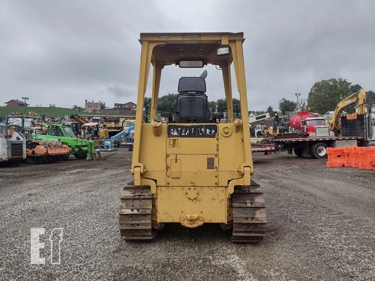 1995-caterpillar-d3c-xl-iii-image-4