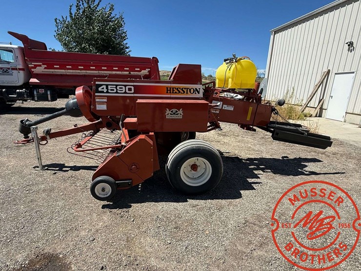 hesston-4590-image-4