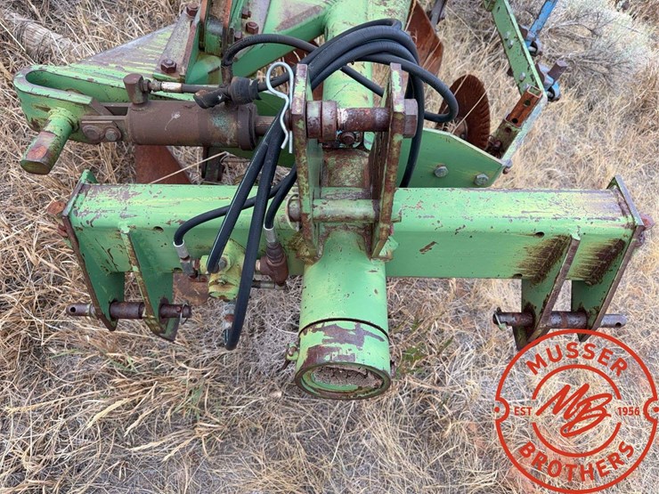 john-deere-4200-image-9