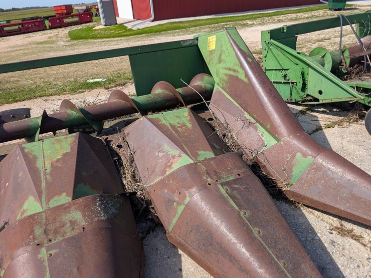 john-deere-444-image-16