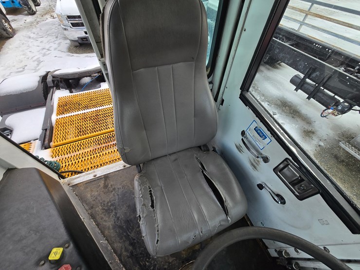 2011-capacity-tj5000dr-image-45