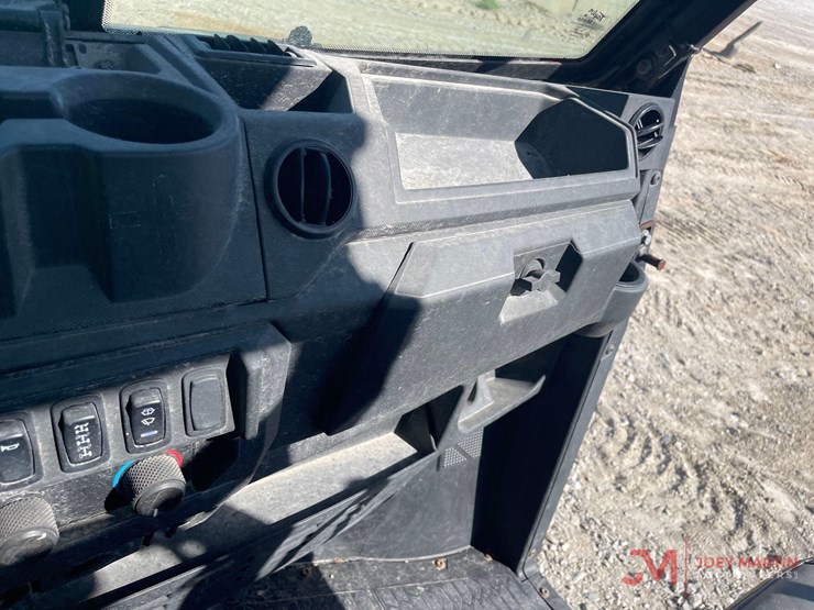 2023-polaris-pro-xd-commercial-utv-image-18
