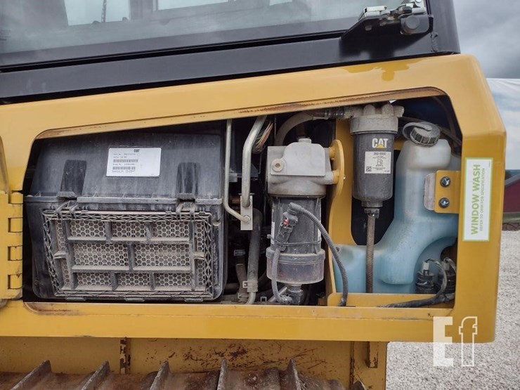 caterpillar-d1-image-19