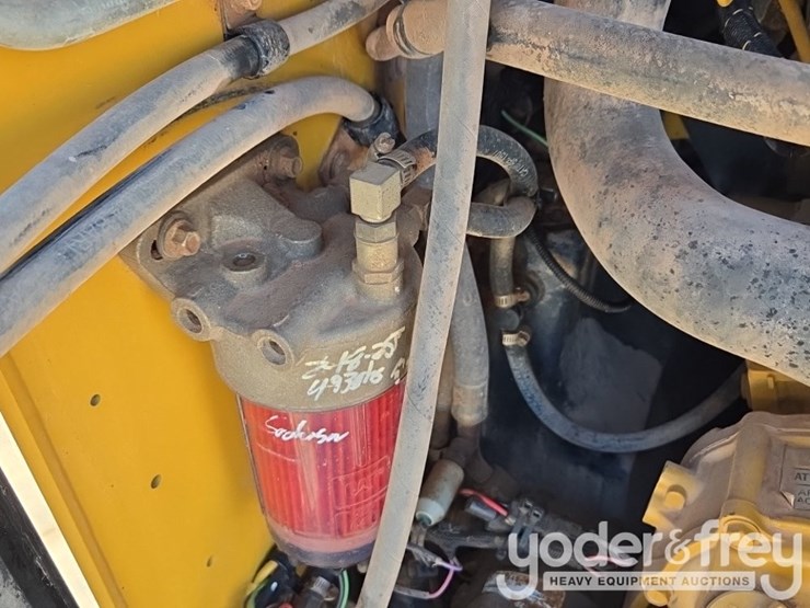 2019-caterpillar-299d2-image-37