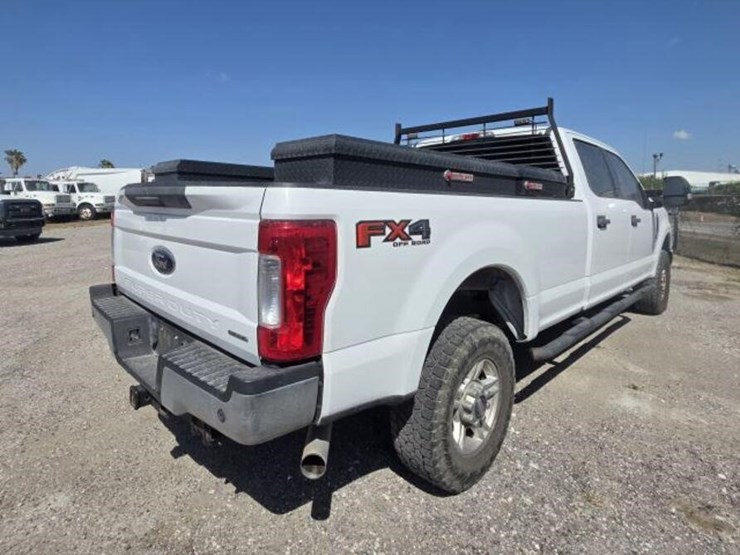 2019-ford-f250-image-3