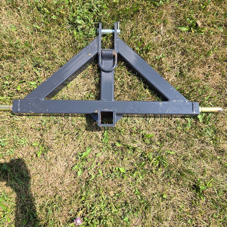 #2248 • (Edmore)class 2 quick hitch