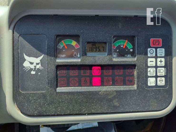 2021-bobcat-toolcat-5600-image-7
