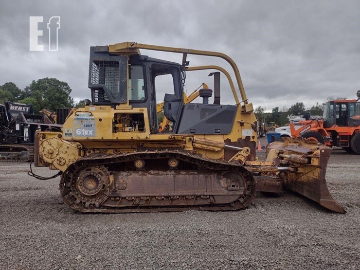 komatsu-d61ex-15e0-image-3