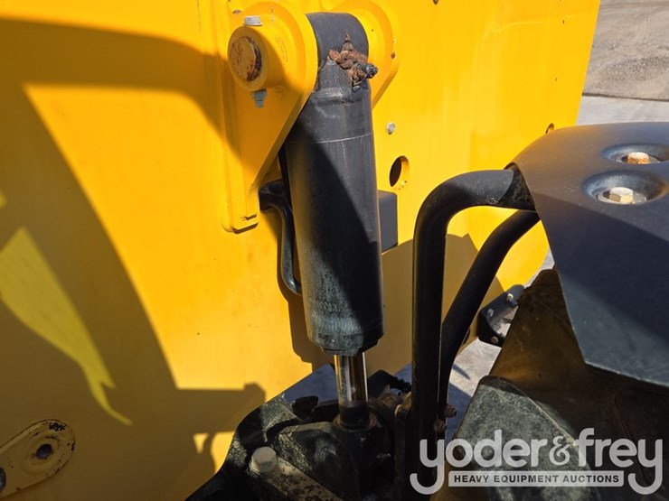 2017-jcb-507-42-image-32