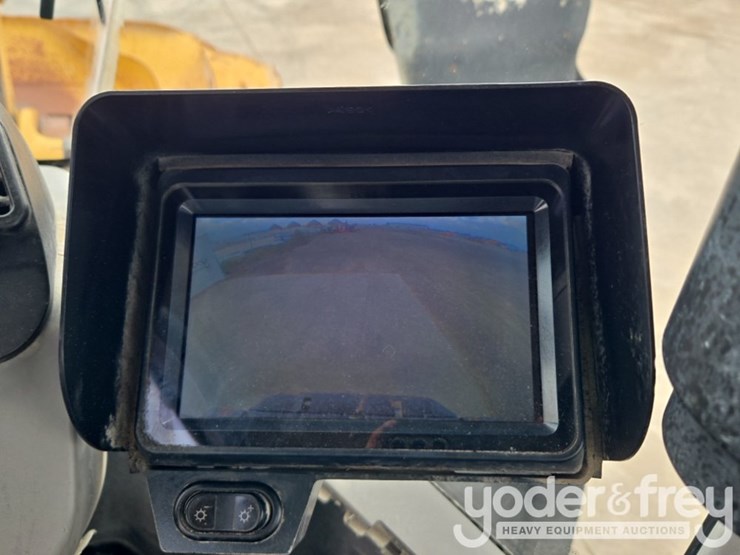 2019-komatsu-wa380-8-image-75