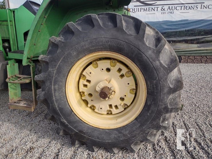 john-deere-6210-image-14