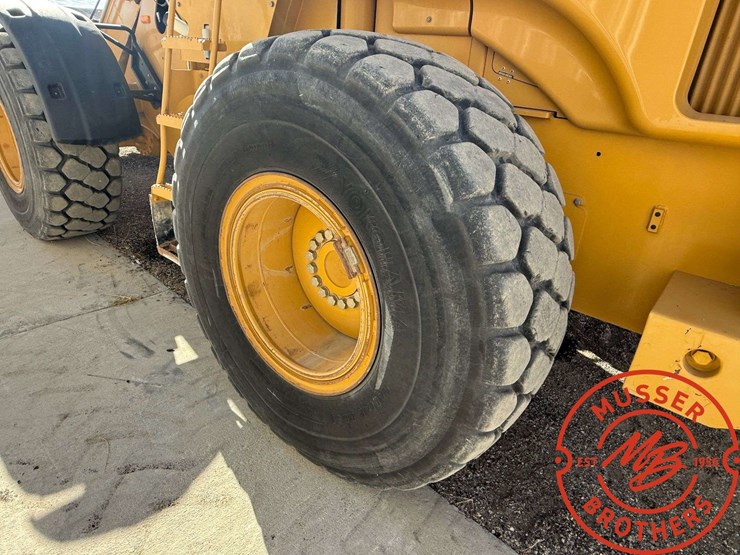 2008-caterpillar-930h-image-9