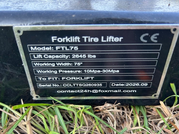 #125-•-forklift-tire-lifter-image-3