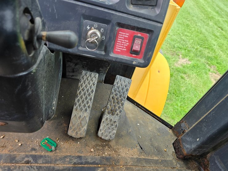 deere-544h-image-24