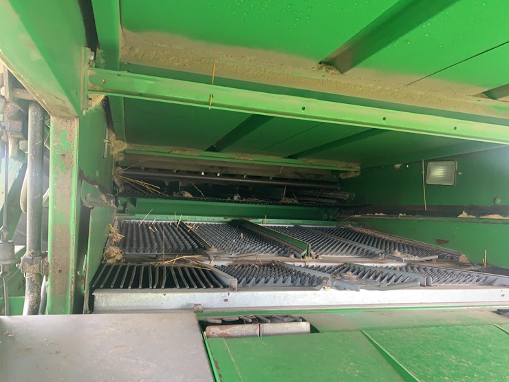 2000-john-deere-9550-image-19