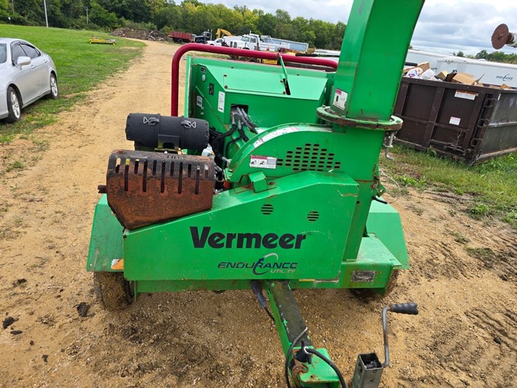 2015-vermeer-bc700xl-image-9