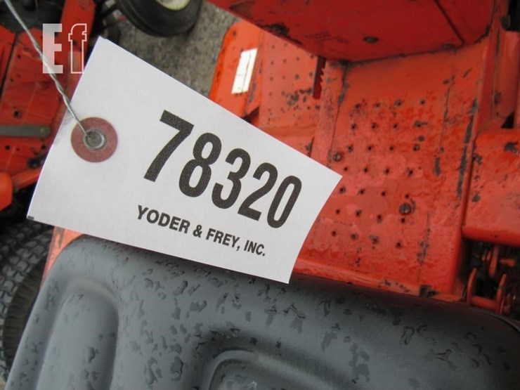 case-ih-220-image-3