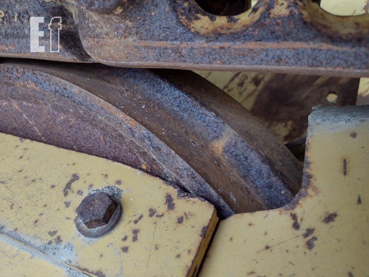 caterpillar-d1-image-15