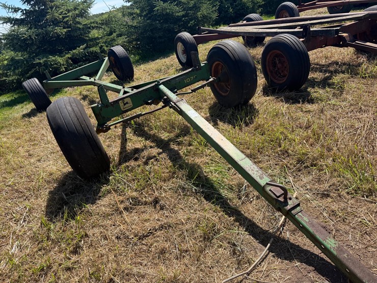 john-deere-1075-image-1