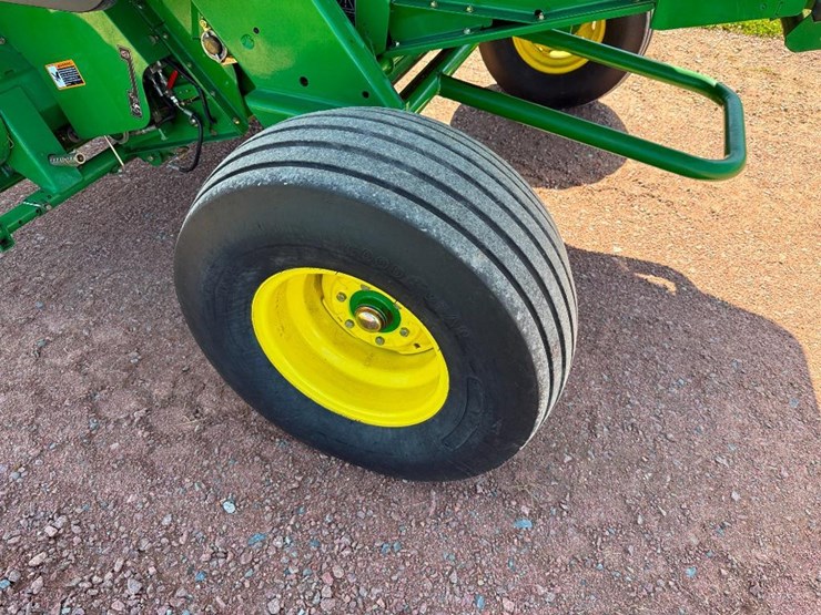 2006-john-deere-582-image-9