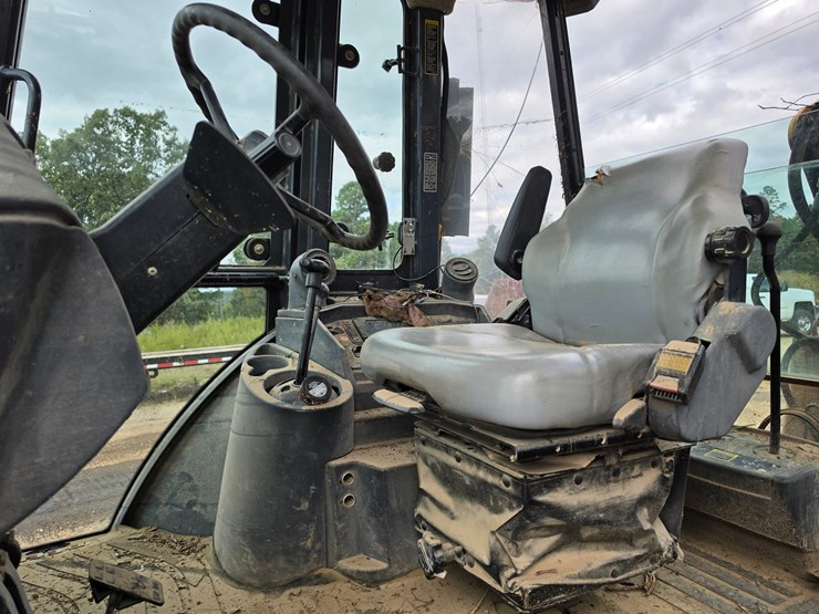 deere-310sg-image-31