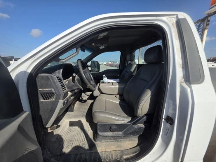 2017-ford-f250-image-6