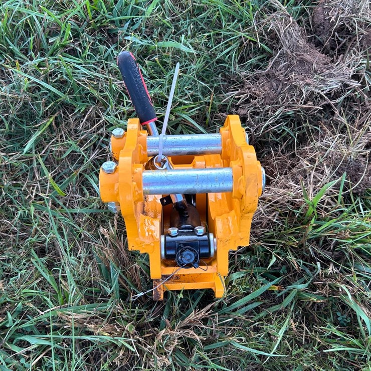 #155 • Excavator Quick Hitch