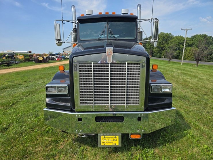 1996-kenworth-t800b-image-13