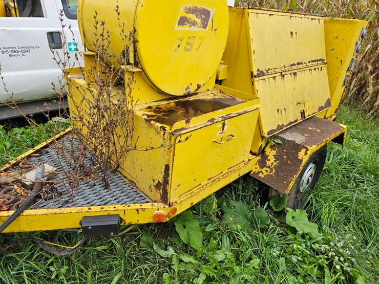 #2076-•-797-towable-generator-image-11