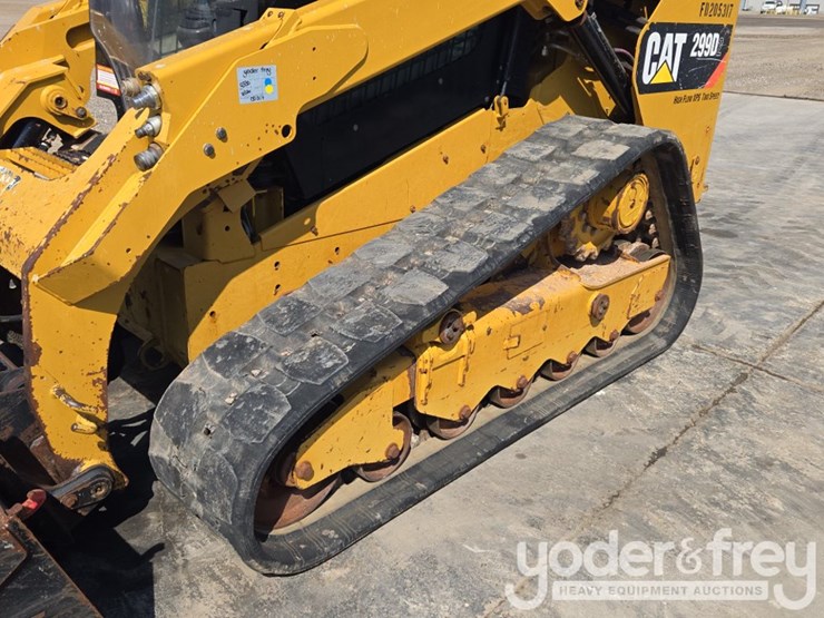 2019-caterpillar-299d2-image-9