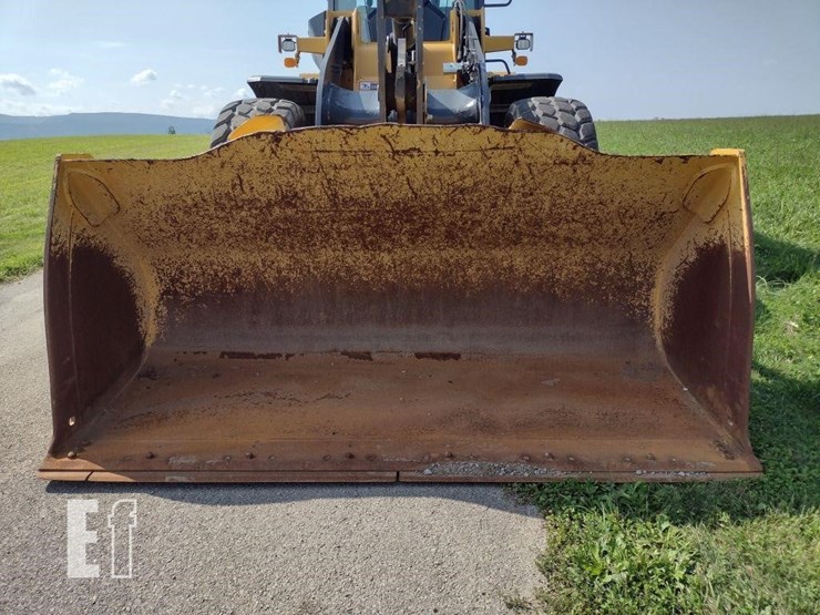 deere-544-p-tier-image-23